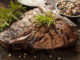 Porterhouse Steak mit Radicchio